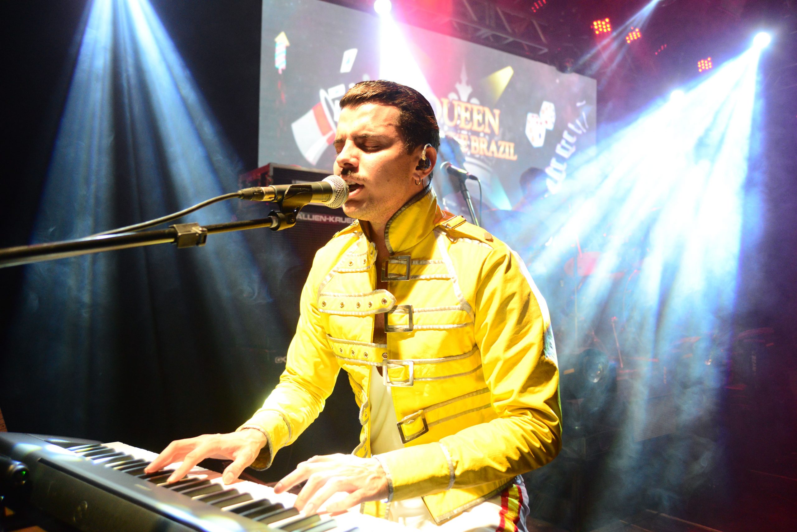 Sesi Campinas realiza show em tributo ao Queen