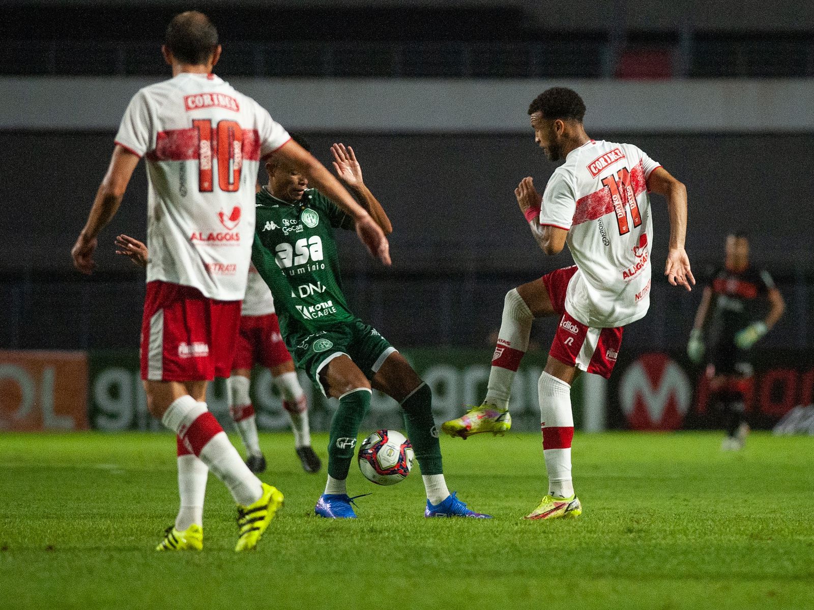 Guarani cede o empate ao CRB após abrir 2 a 0