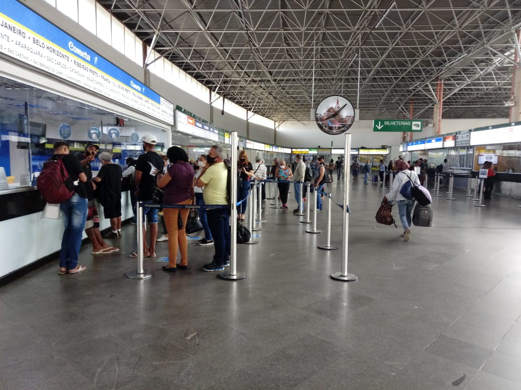 Rodoviária e Viracopos se preparam para aumento de passageiros no feriado