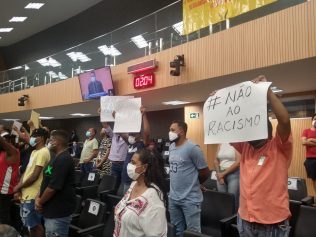 Câmara tem ato em apoio à vereadora após ataque racista