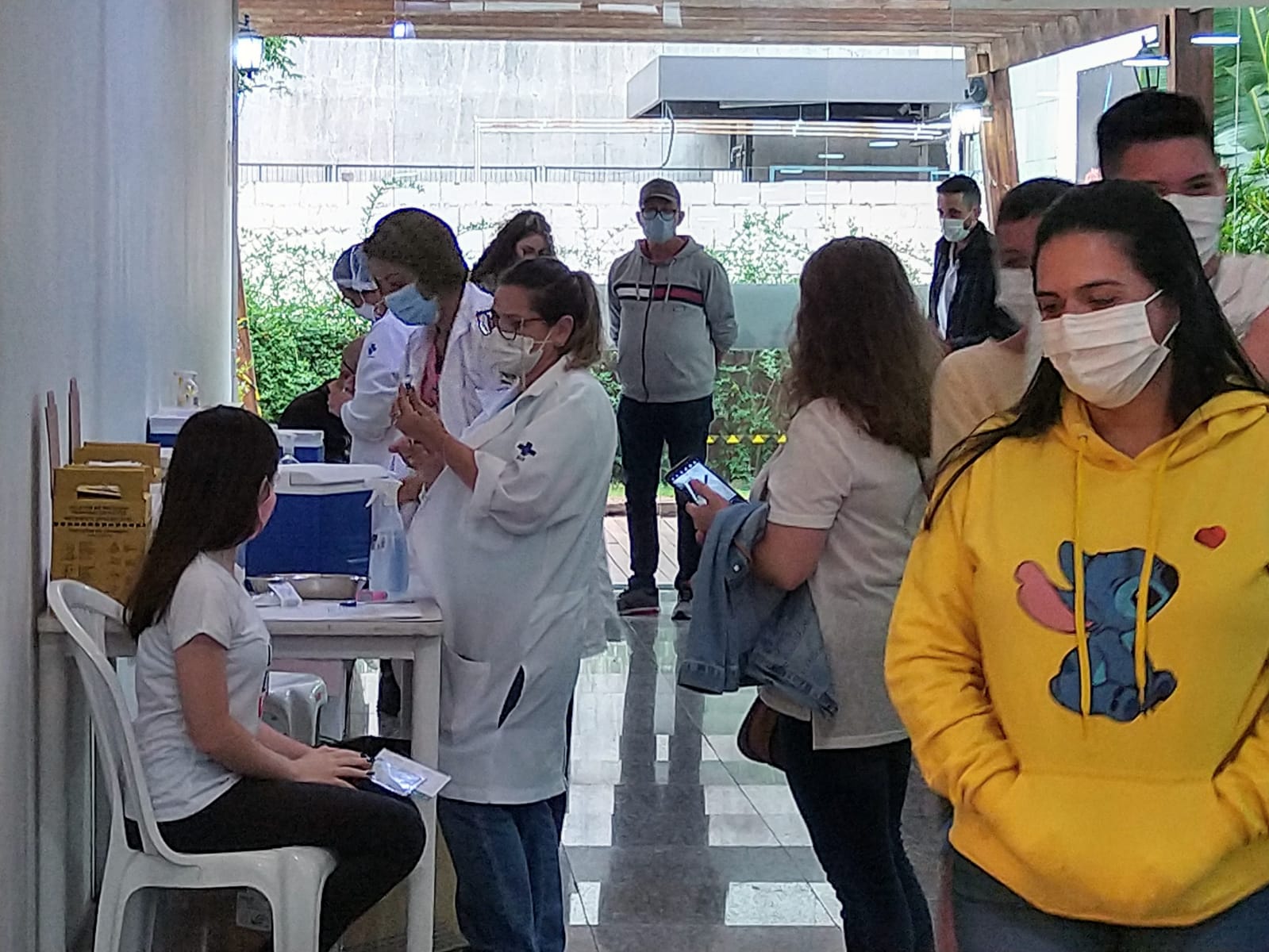 Pfizer pede liberação para uso de imunizante em crianças de 5 e 11 anos