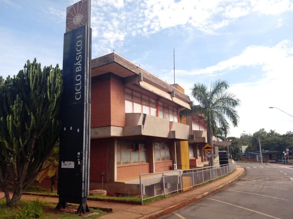 Unicamp tem 60% de matriculados com cobertura vacinal contra Covid