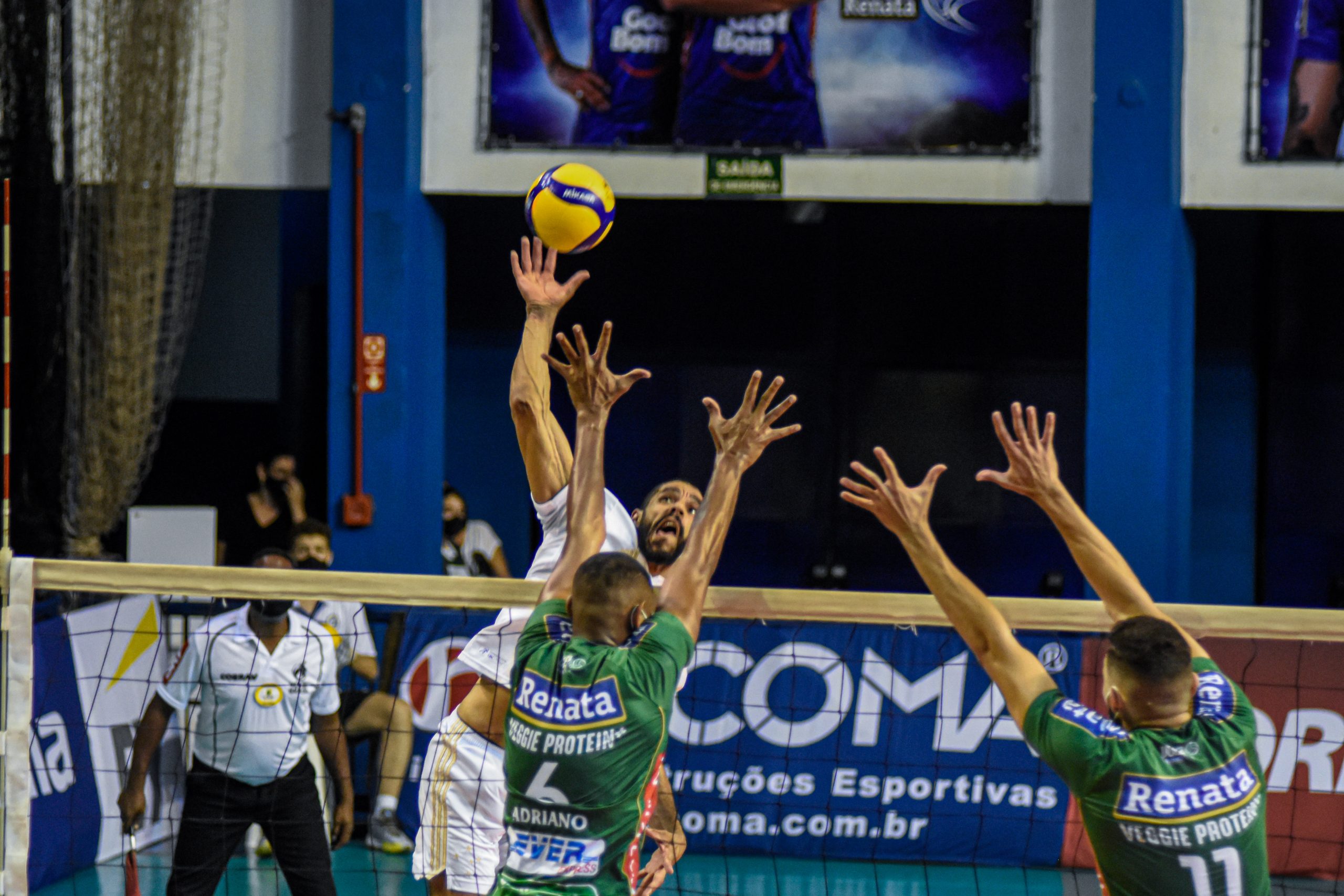 Vôlei Renata é derrotado pelo Cruzeiro em Campinas