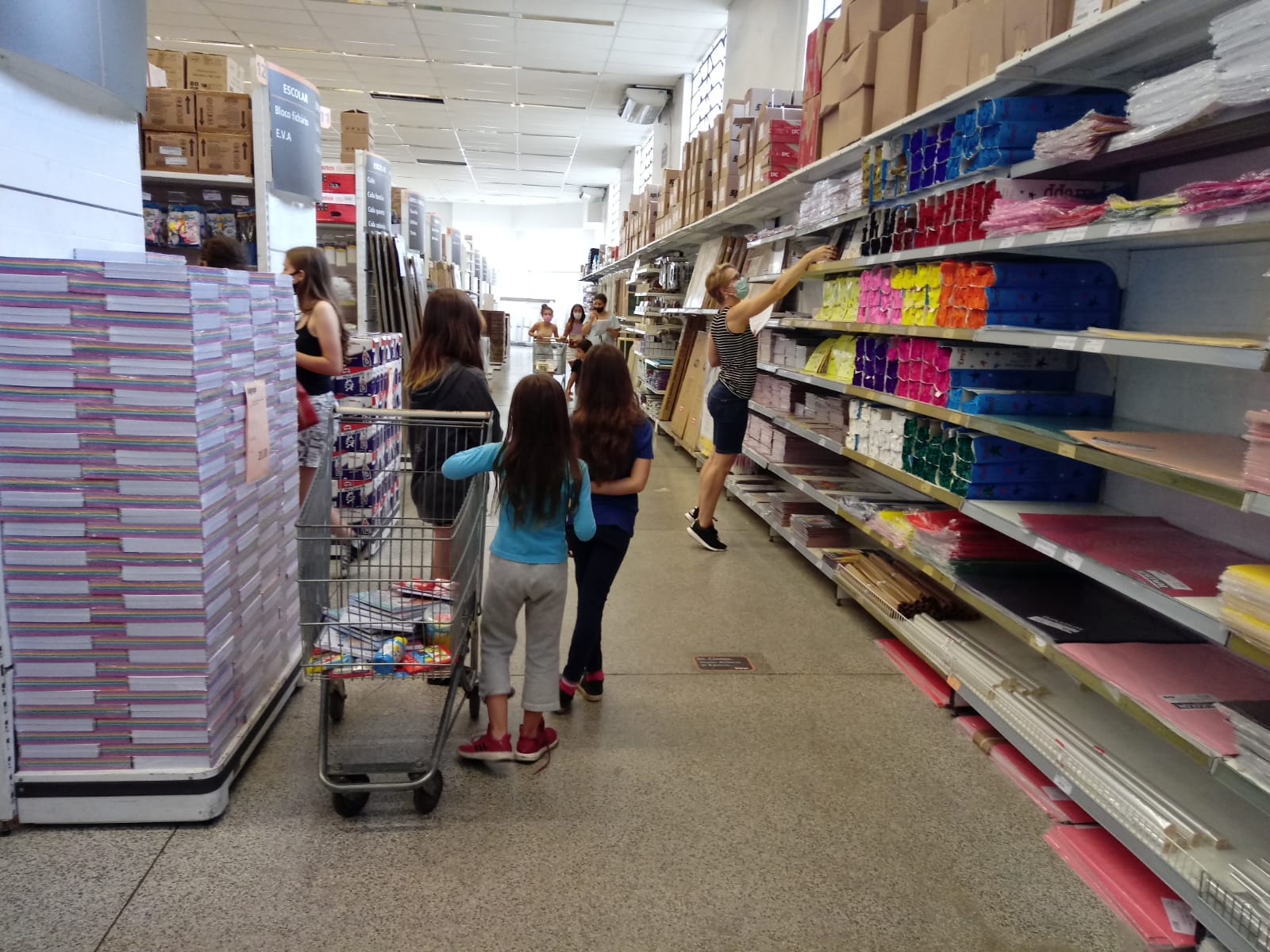 Preço de material escolar varia até 278%, diz Procon Campinas