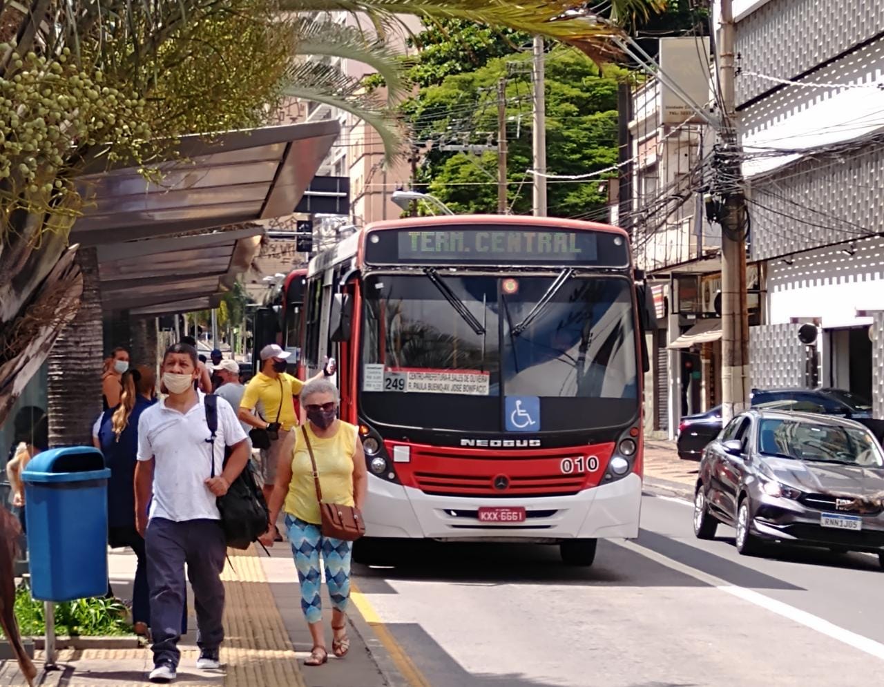 Prefeitura realiza audiência pública sobre transporte público