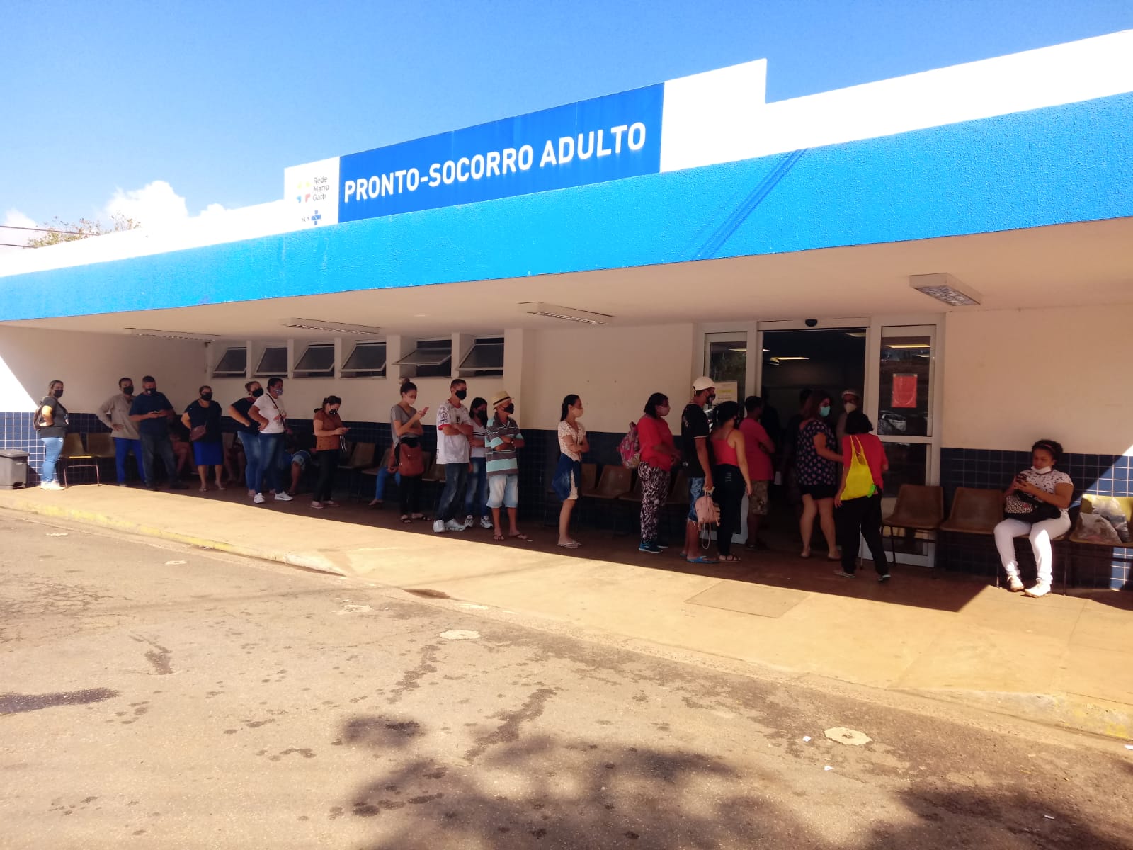 Paciente desmaia após longa espera por atendimento, em Campinas