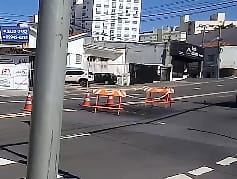 Obra da Sanasa interdita trecho da Avenida Andrade Neves, em Campinas