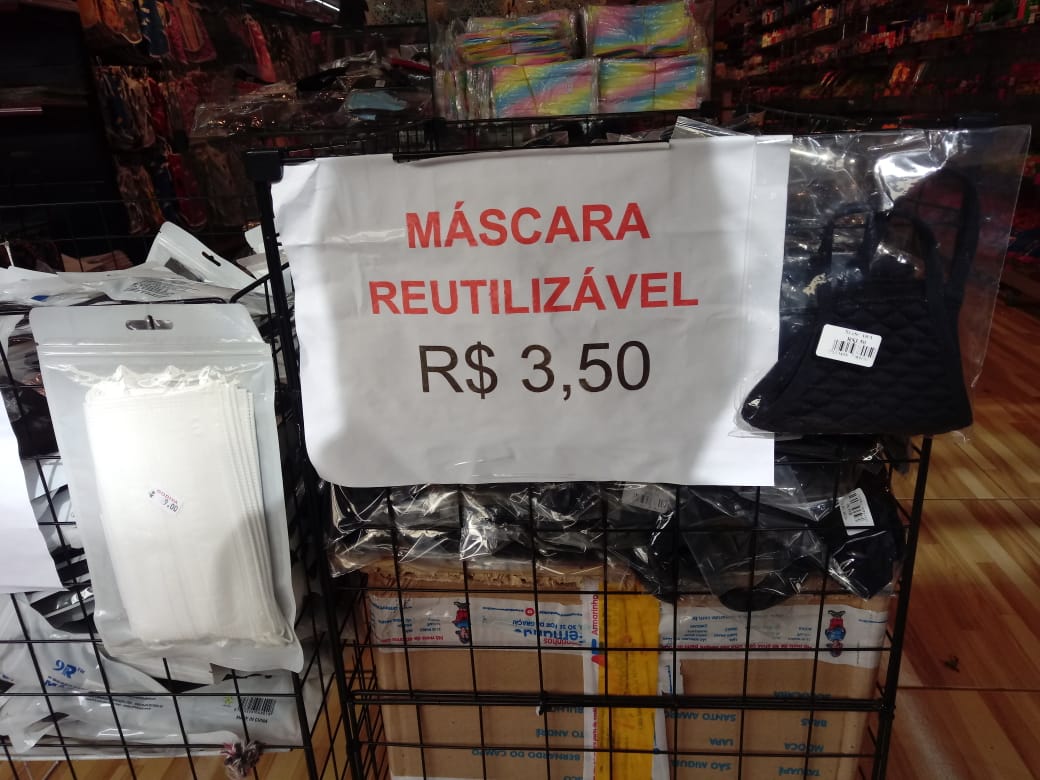 Após liberação, crescem as promoções de máscaras em Campinas