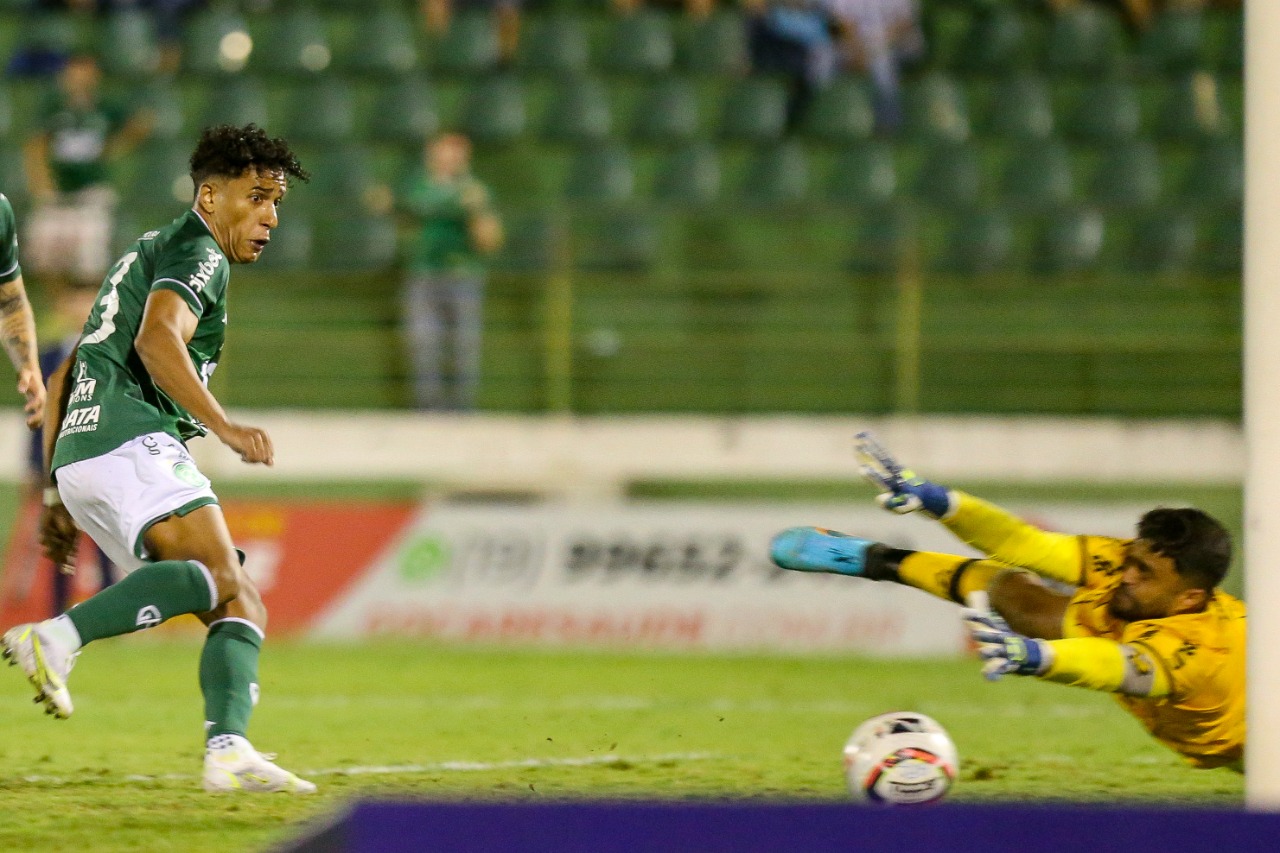 Guarani vence Criciúma e garante primeira vitória na Série B