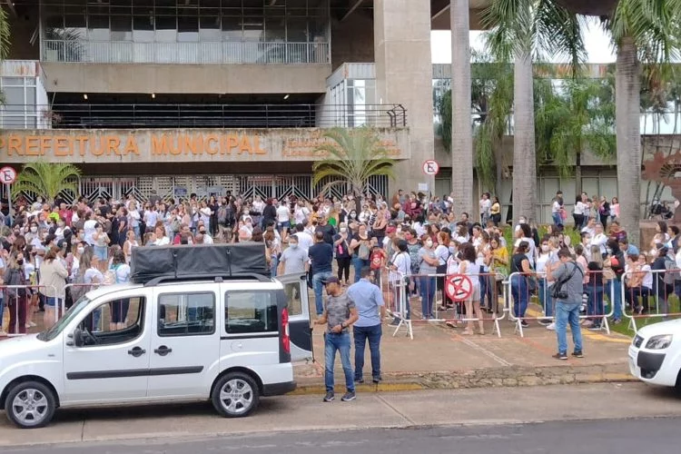 Compensação de dias parados após greve em Piracicaba está suspensa