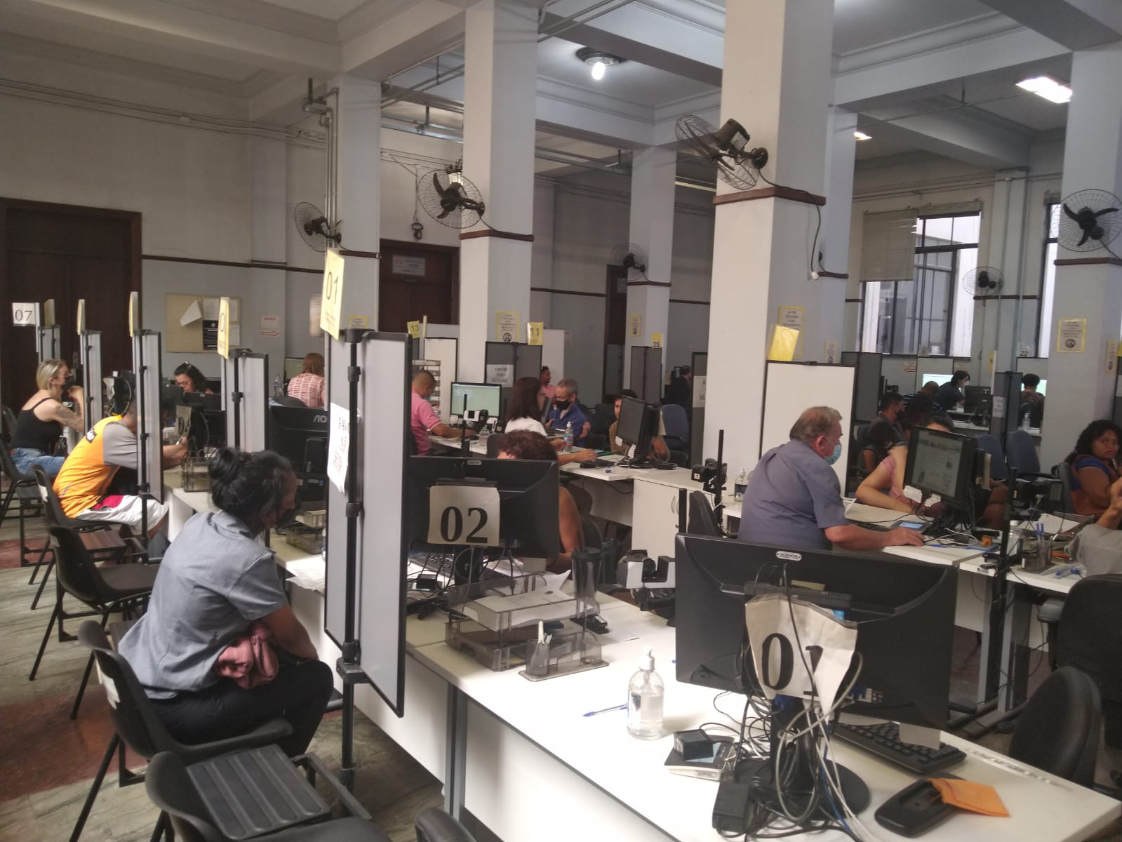 ONG incentiva jovens de 16 a 17 anos a tirar o título de eleitor