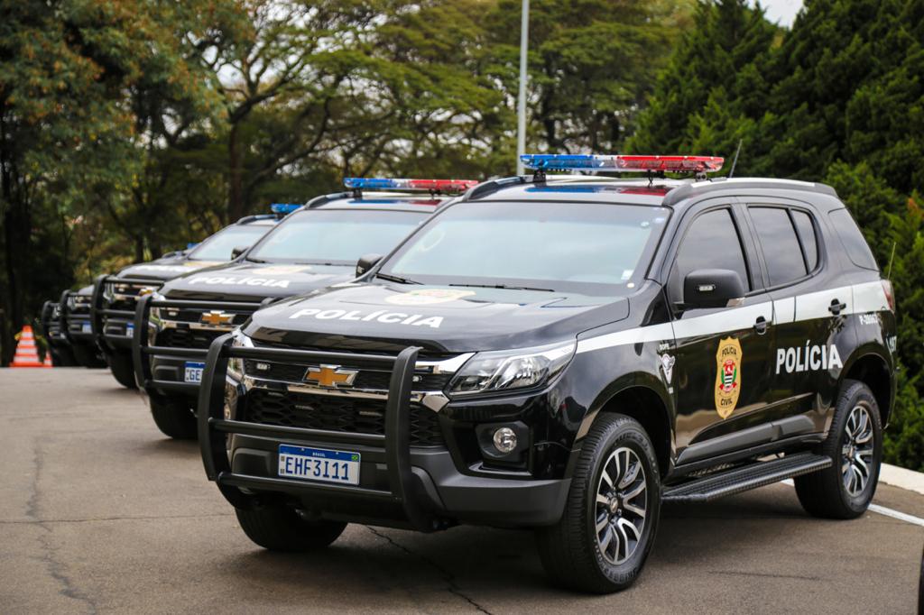 Polícia faz operação contra venda de anabolizantes; mandados são cumpridos na região