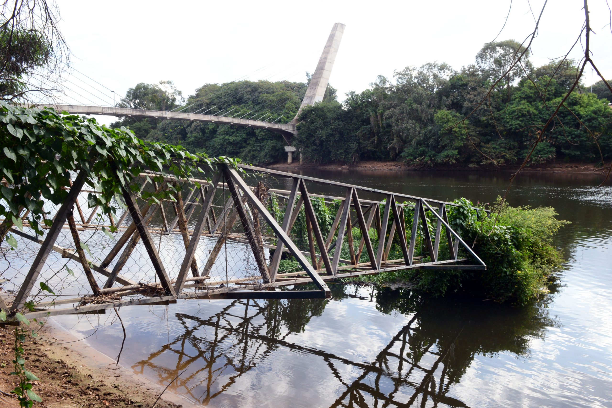 Licitação de reforma do píer queimado clandestinamente em Piracicaba é anulada