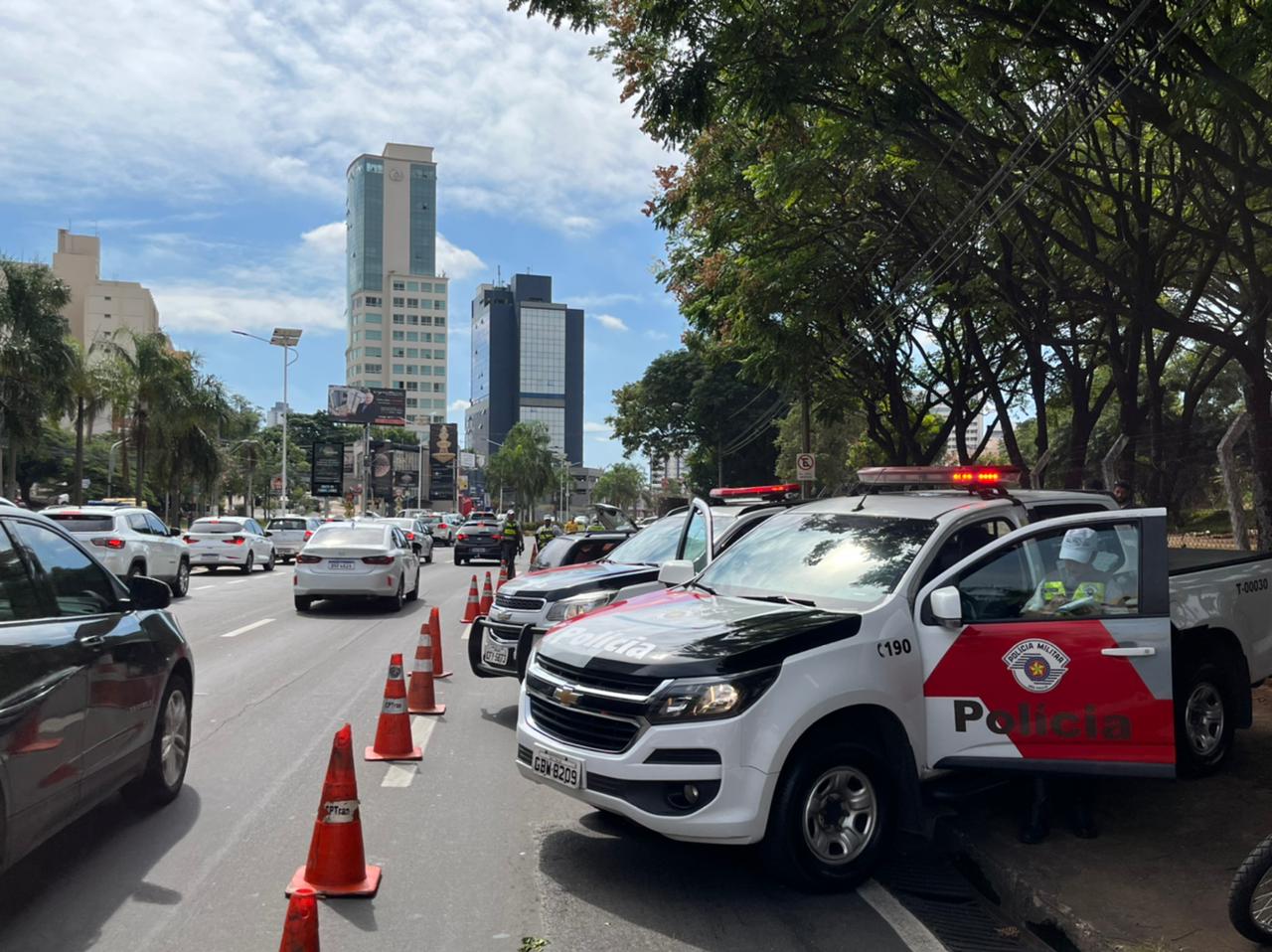 Polícia Militar realiza blitz para diminuir crimes em Campinas
