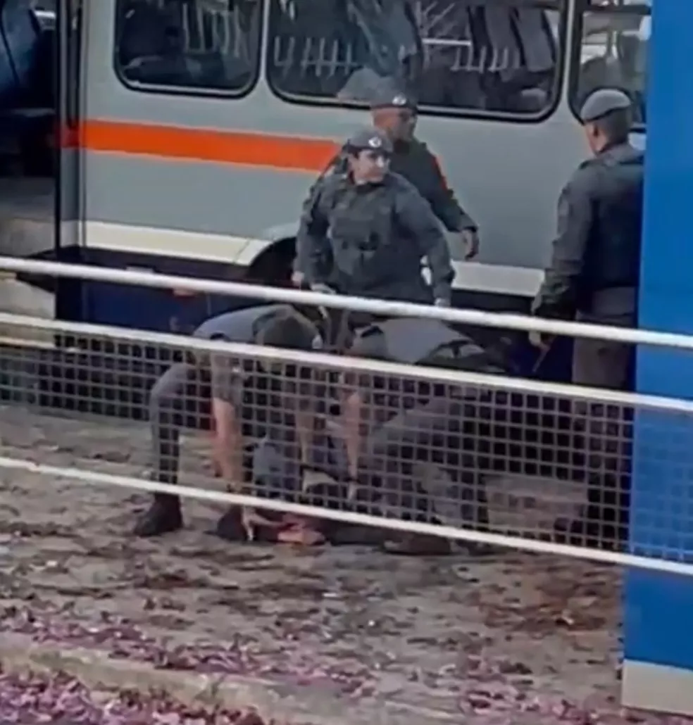 Justiça pede avaliação psiquiátrica de homem que matou 3 em ônibus de Piracicaba