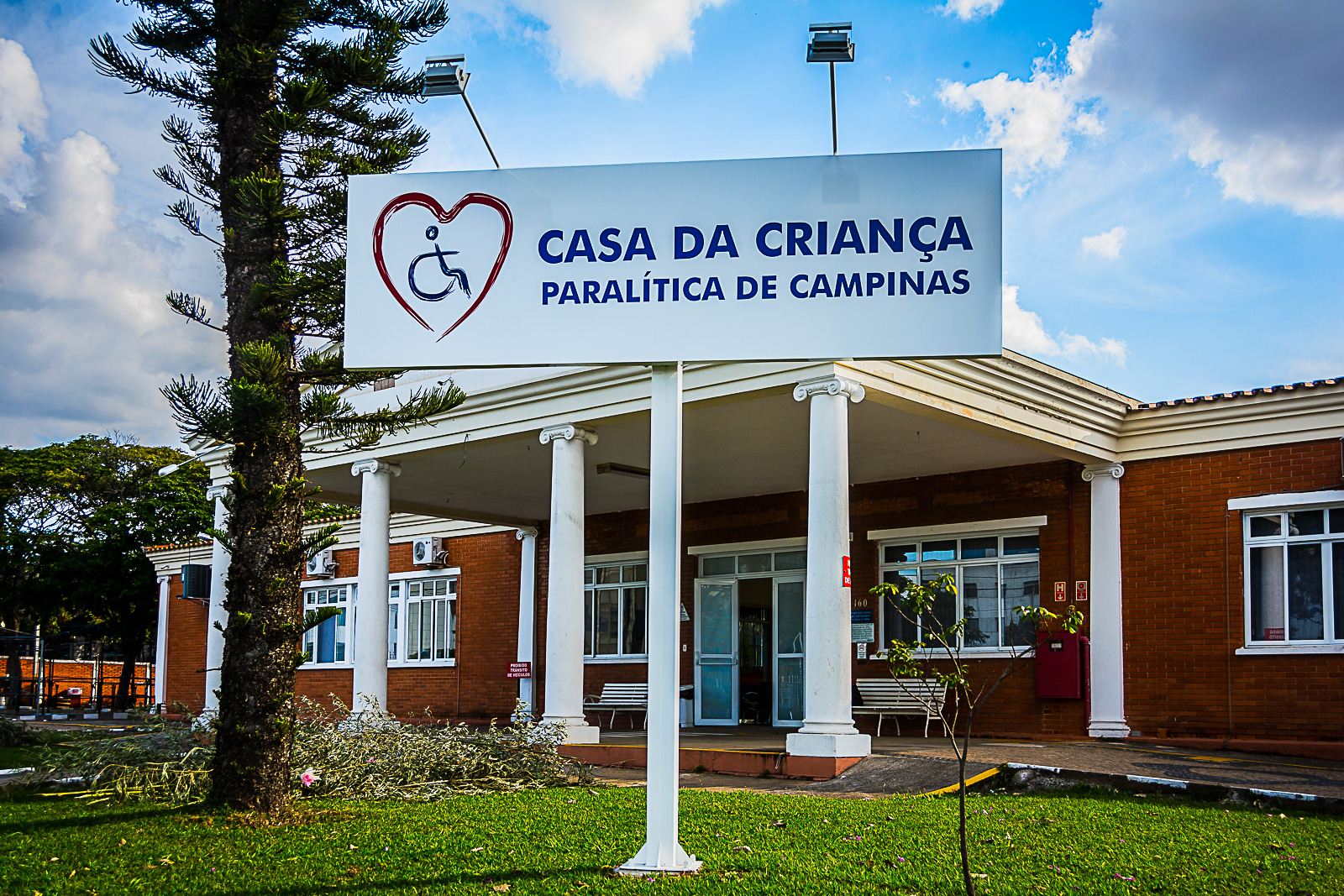 Feijoada da Casa da Criança Paralítica acontece neste sábado