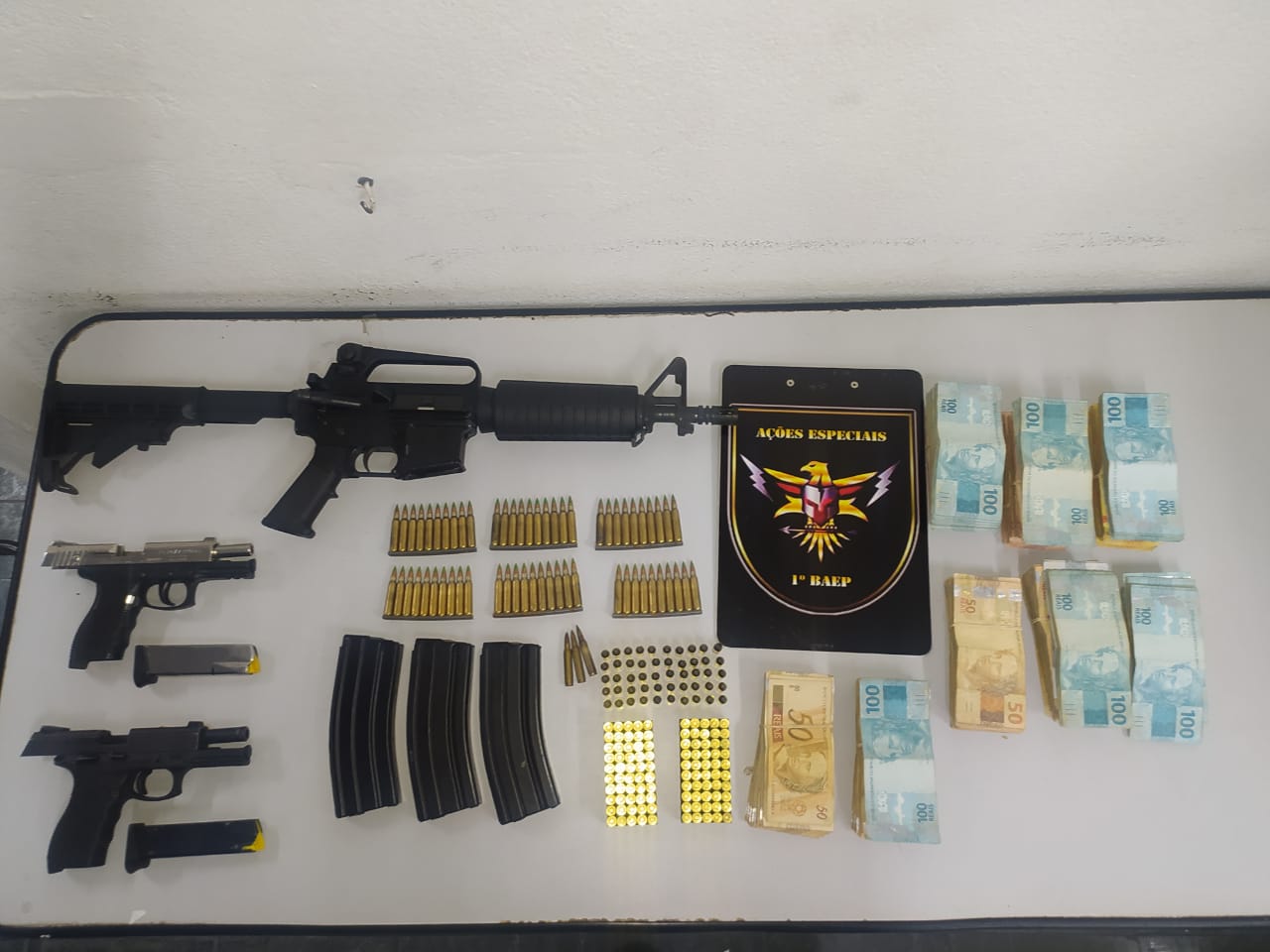 Pai e filho são presos com armas de uso restrito no Jardim São Marcos, em Campinas