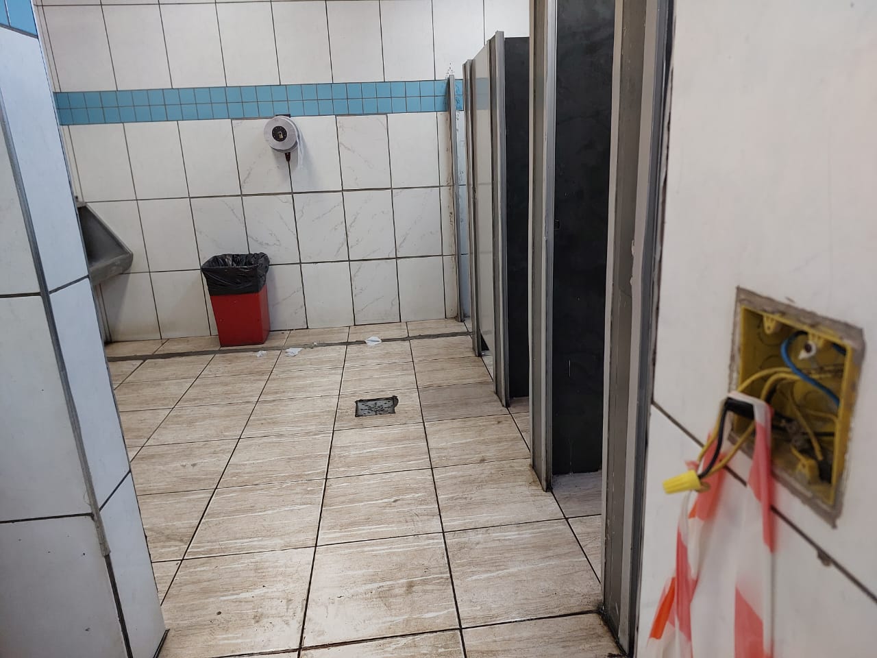 Banheiros de terminais no Centro de Campinas têm más condições