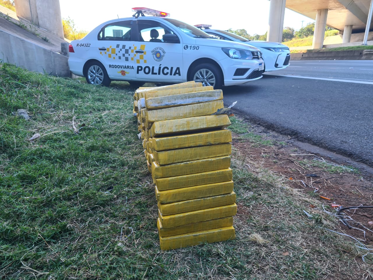Polícia rodoviária apreende 200 kg de maconha em Campinas