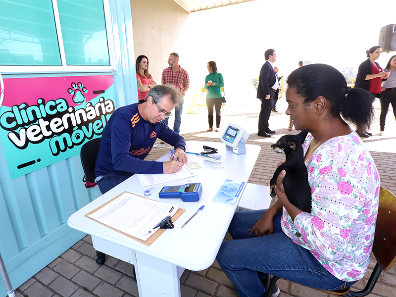 Campinas agora tem Programa de Clínicas Veterinárias Móveis