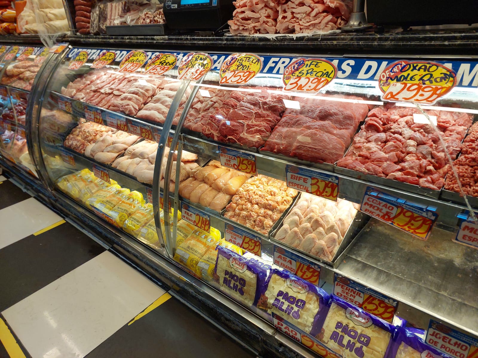 Produção e consumo de carne devem subir no Brasil em 2023