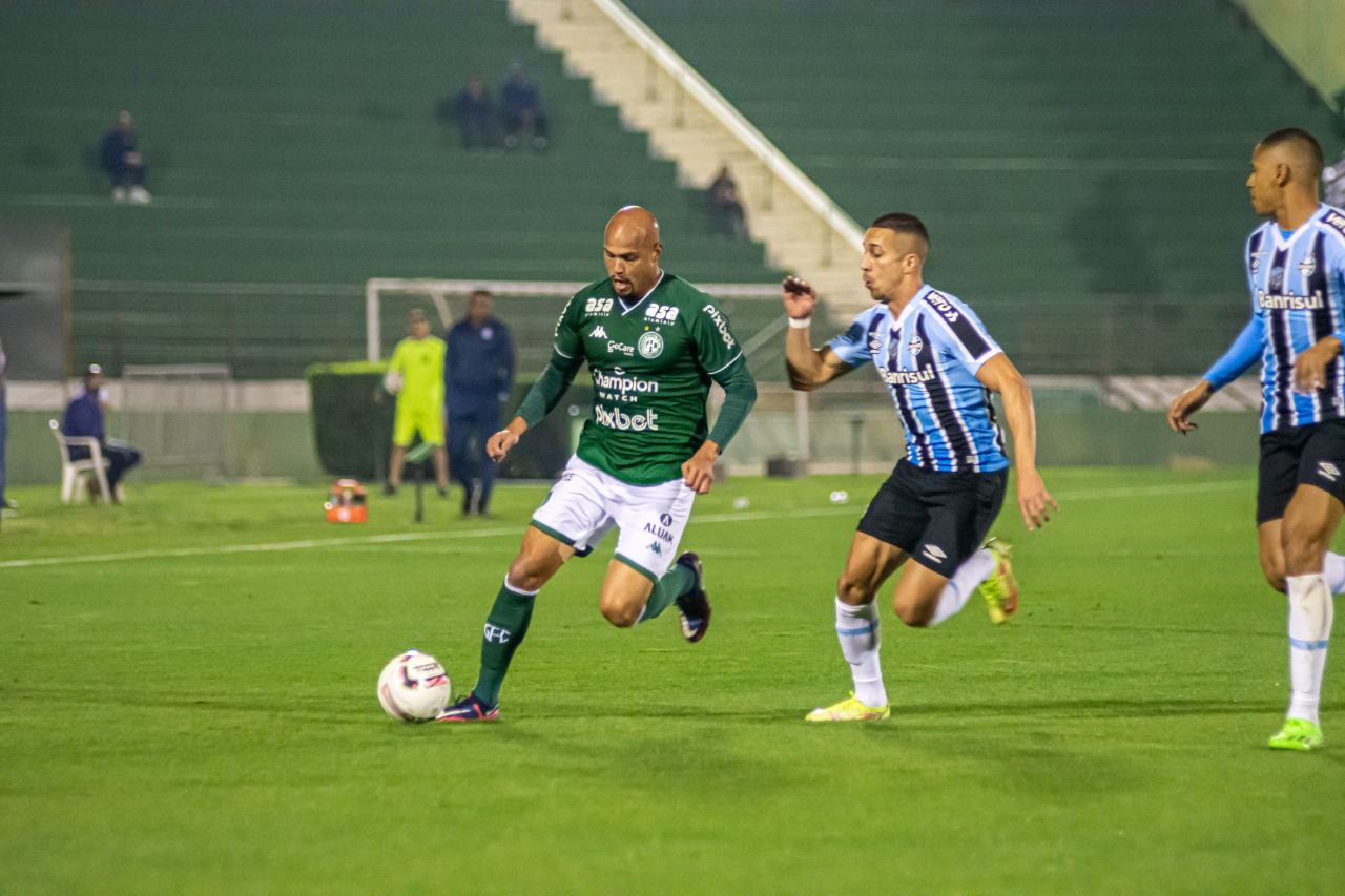 Guarani é derrotado pelo Grêmio e segue na zona de rebaixamento
