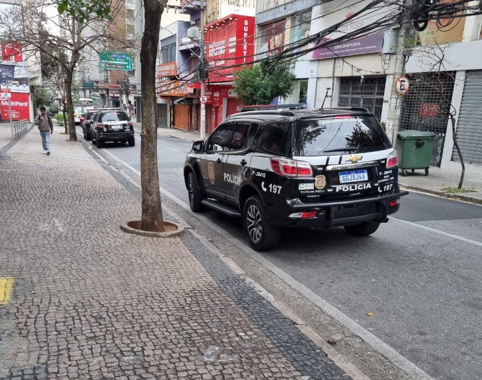 Polícia Civil faz busca e apreensão contra empresa no Centro de Campinas