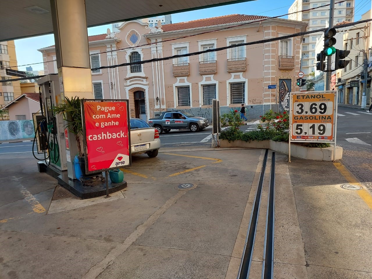 Expectativa pela estabilidade no preço do combustível se divide em Campinas