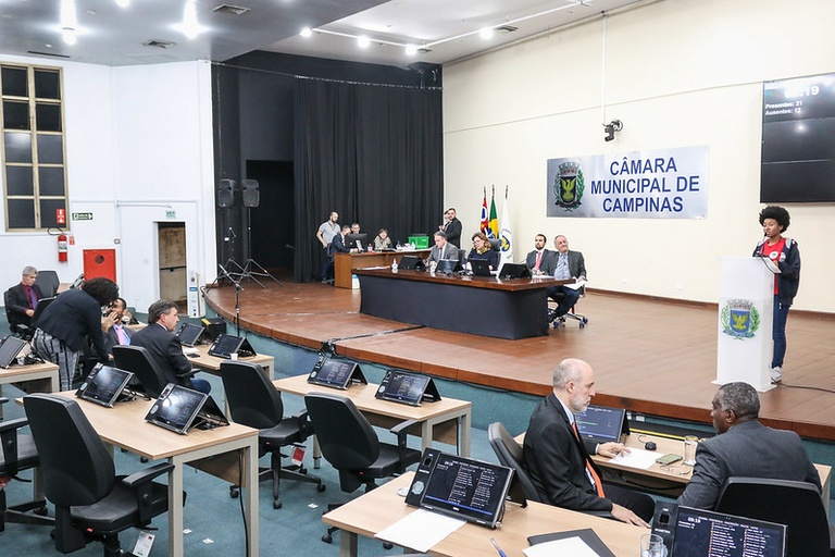 Bancadas da Câmara definem lideranças para 2023; veja lista