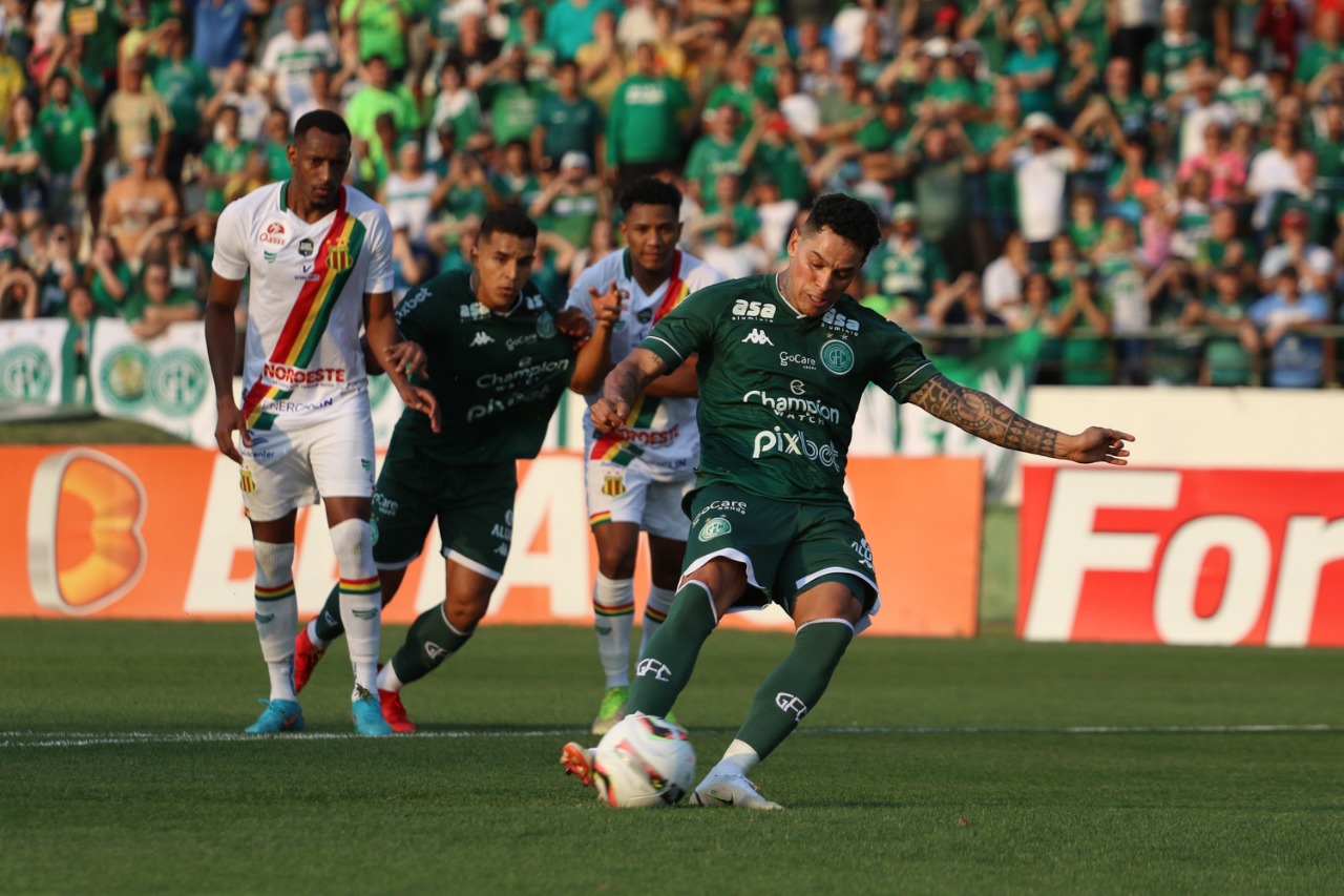 Guarani trabalha para pegar o Vila Nova