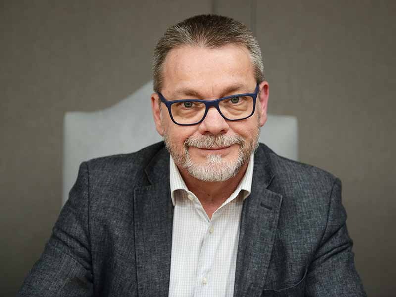 Enrique Lerena assume presidência da Setec