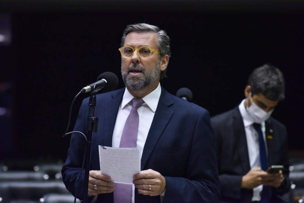 Reeleito, Carlos Sampaio admite perda de protagonismo do PSDB