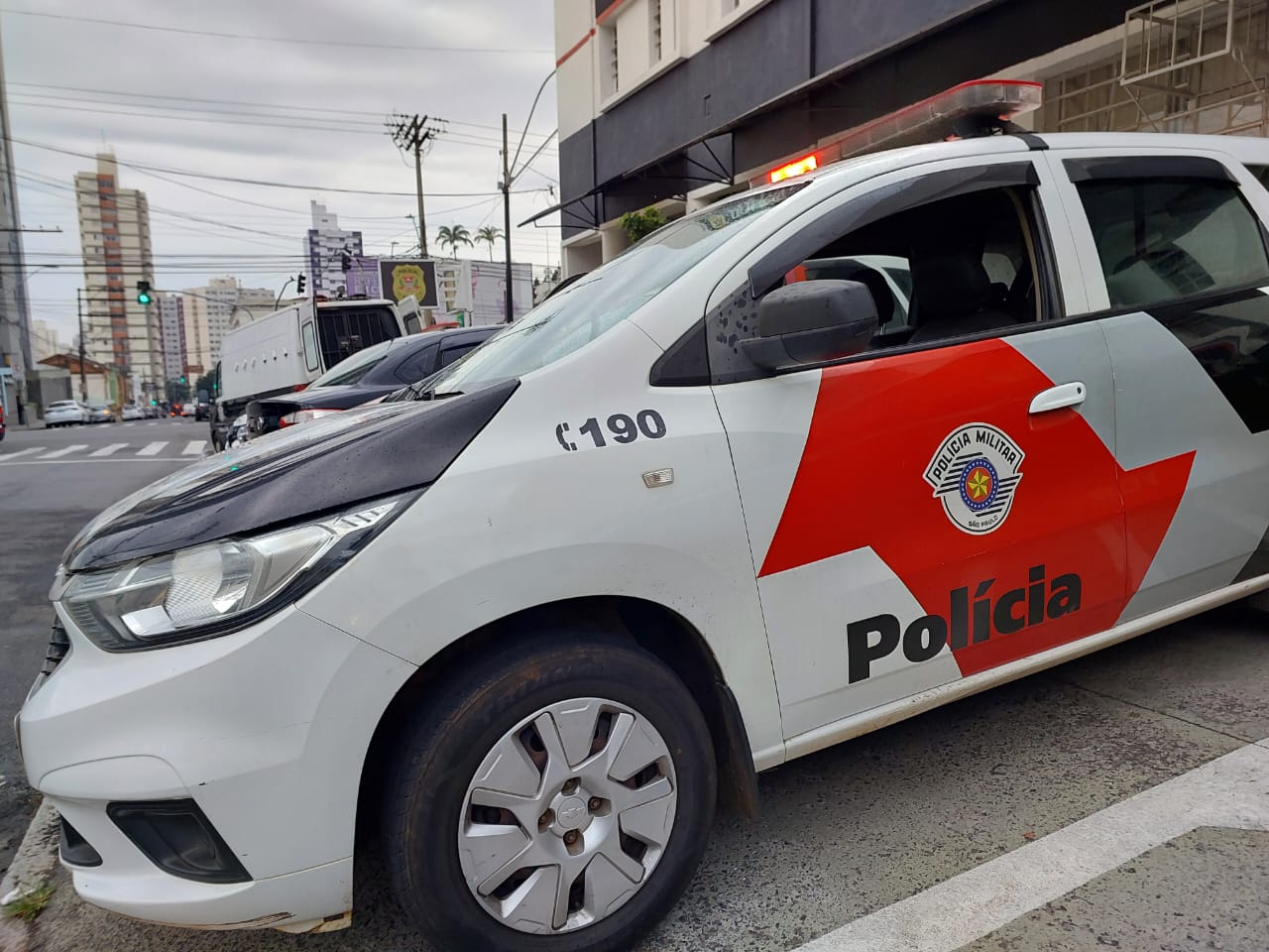 Homem morre atropelado e corpo é deixado na pista em Jaguariúna