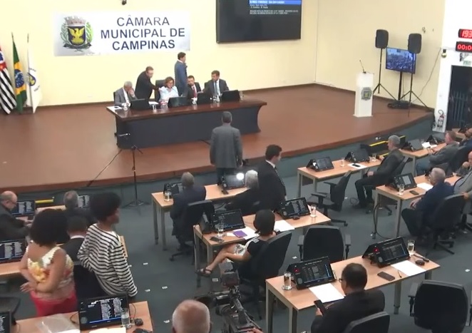 Câmara aprova plano de ação às crianças órfãs e PL que busca requalificar o Centro