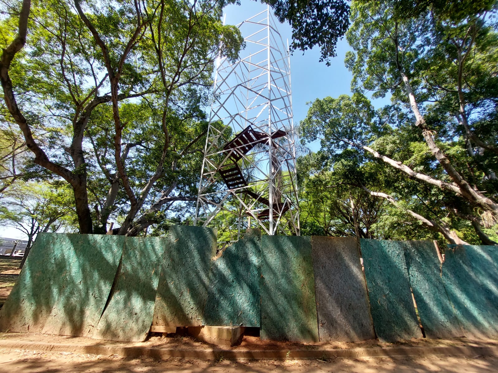 Setec assina contrato para a instalação de tirolesa no Taquaral