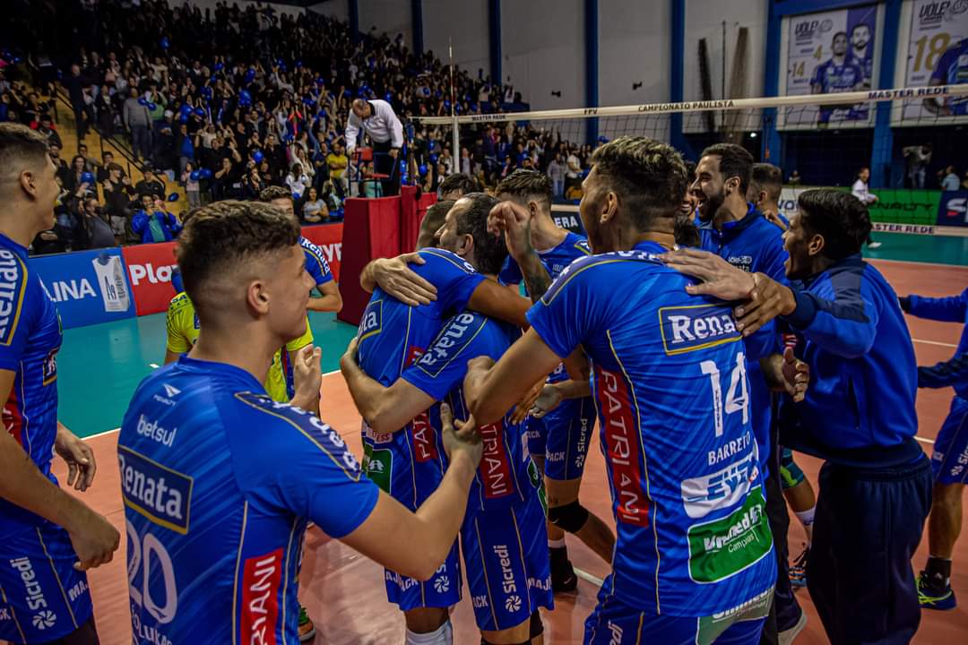 Vôlei Renata vence o Sesi e conquista o tricampeonato