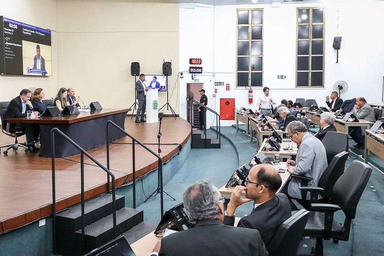 Câmara realiza reunião extraordinária pela manhã, em vez de ordinária à noite