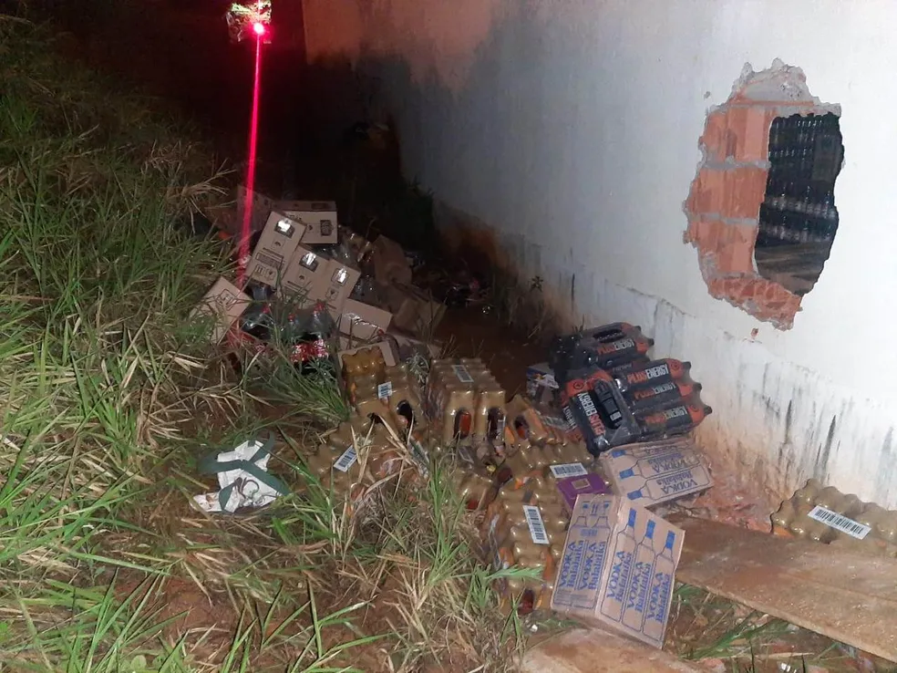 Dupla que tentou furtar distribuidora de bebidas é capturada em Itapira