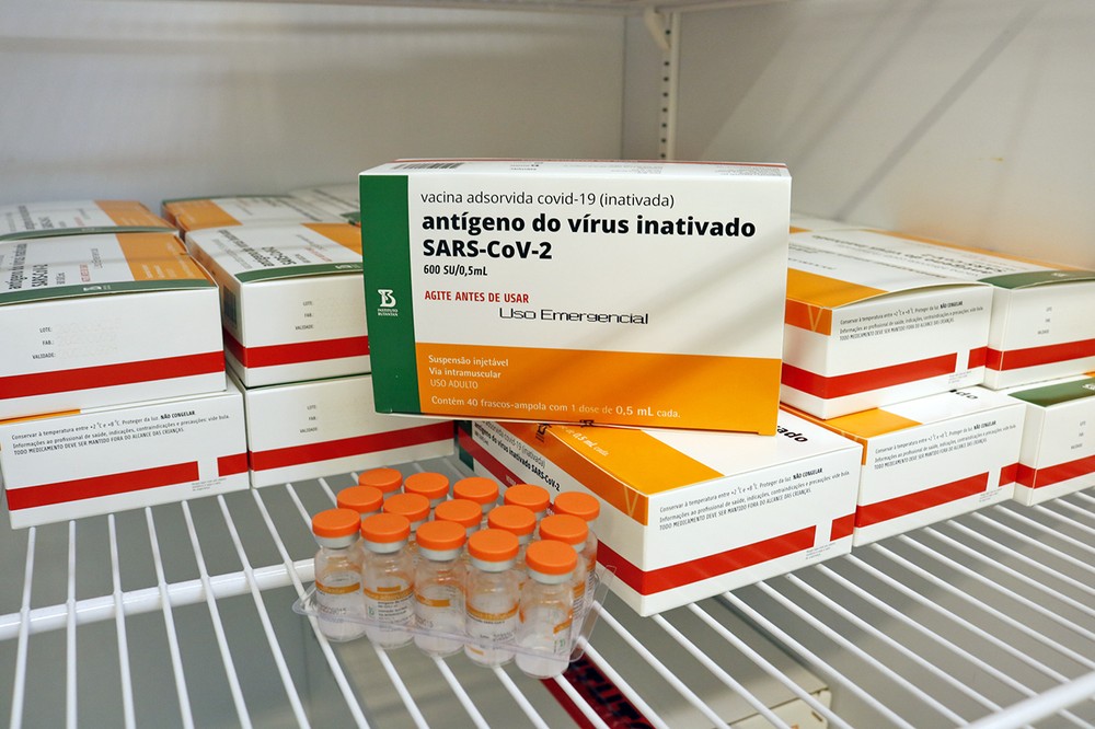 Com aumento de casos de covid, Limeira muda vacinação