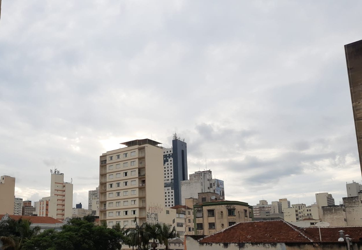 Temperaturas sobem na região de Campinas, mas pancadas de chuva ainda são esperadas; confira 