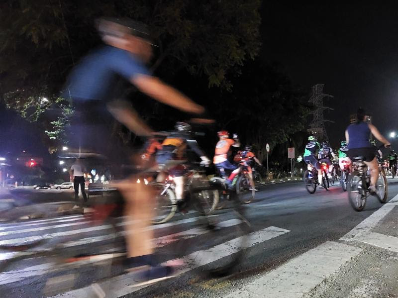 Campinas terá passeio ciclístico noturno nesta segunda
