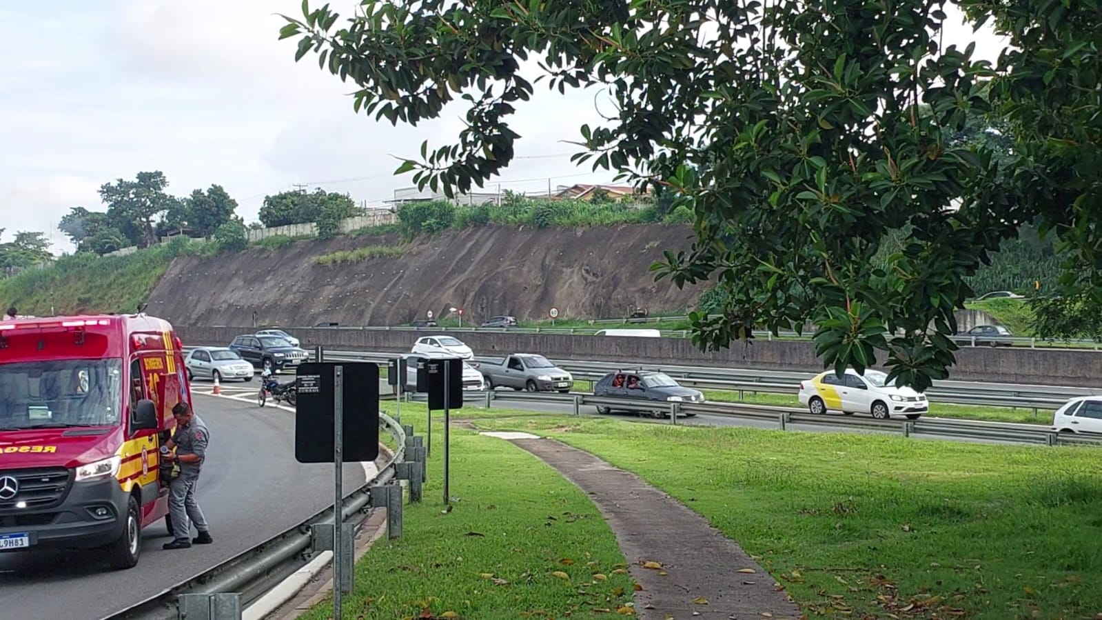 Liberação do tráfego na região do Swiss Park segue sem previsão