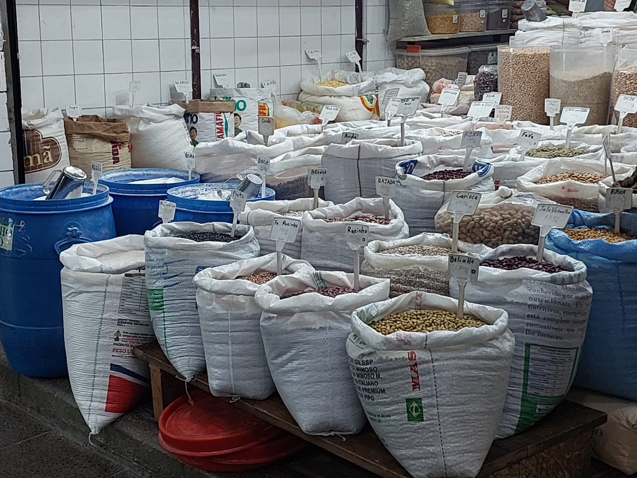 Preço do feijão tem alta atípica para o período