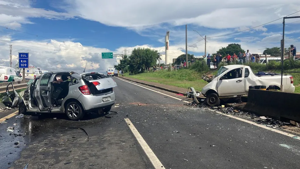 Quatro pessoas morrem em acidente no Km 109 da Anhanguera