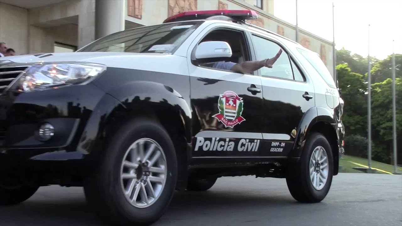 Polícia Civil faz operação contra esquema de distribuição ilegal de medicamentos