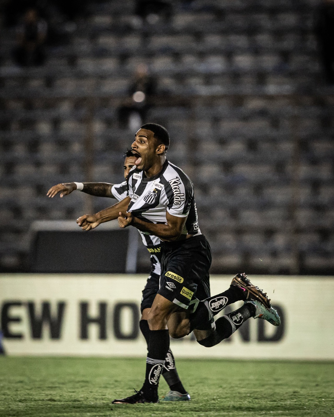 Técnico Odair Hellmann celebra classificação do Santos mas já pensa no Corinthians