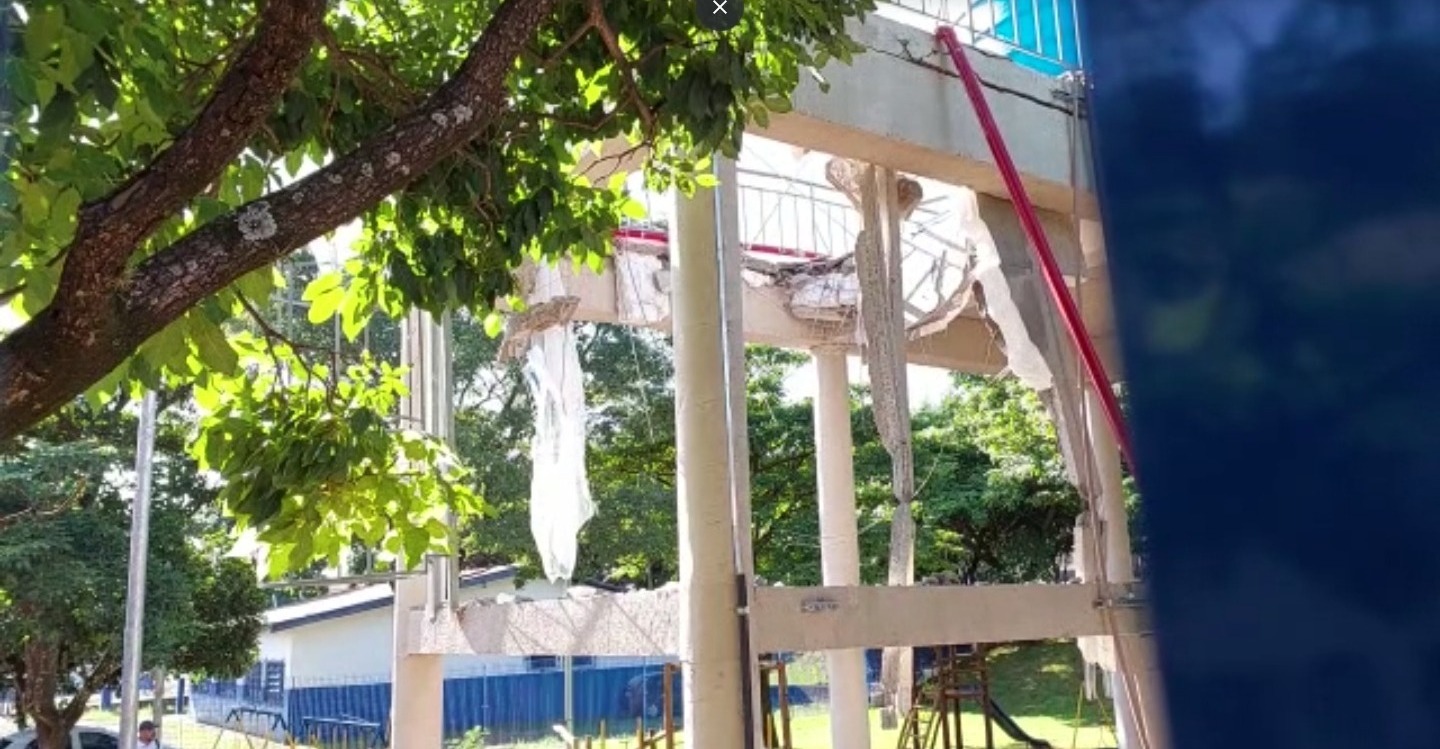 Após queda de caixa d’água, alunos voltam às aulas no Maria Rosa