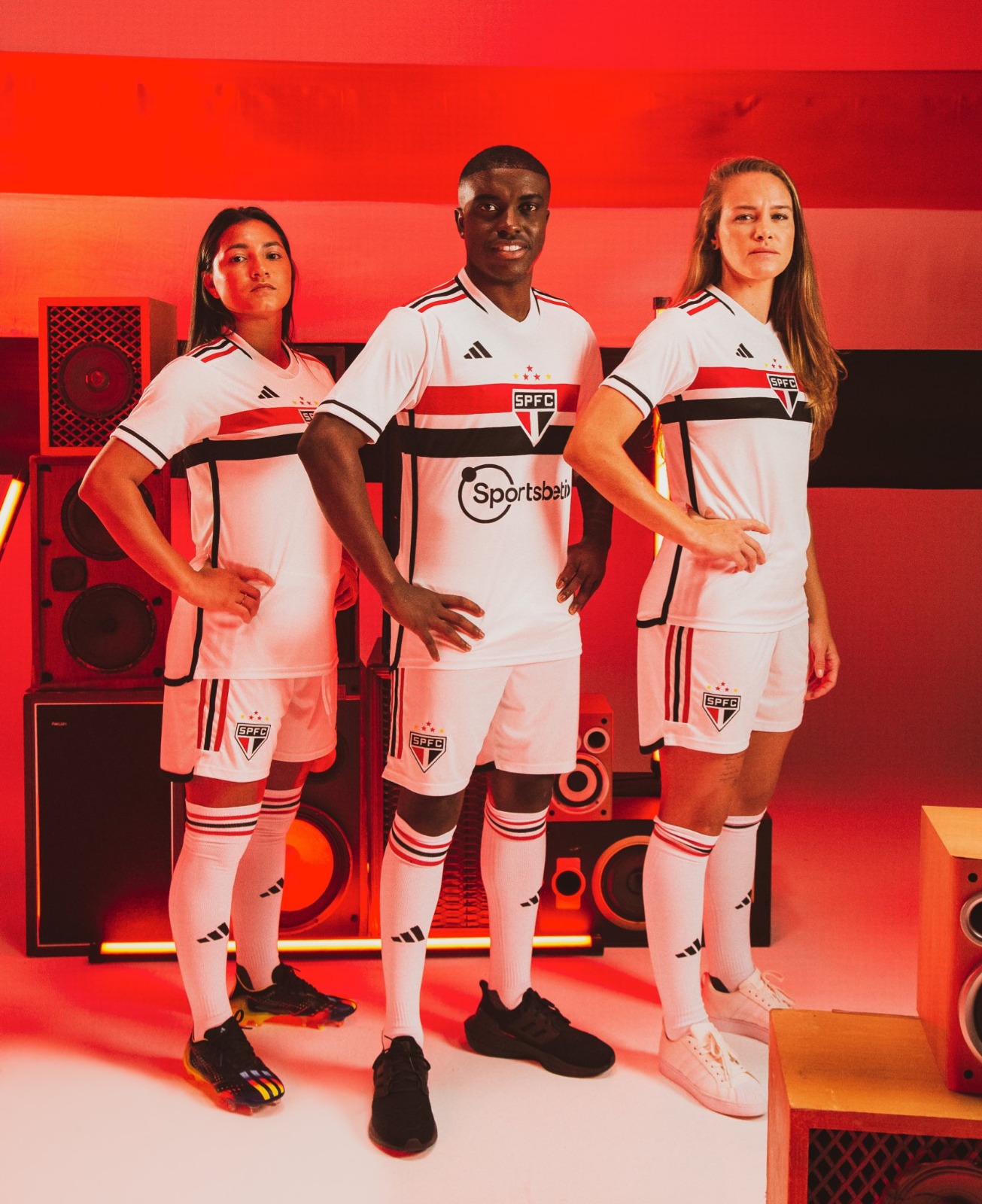 São Paulo lança uniforme para a temporada 2023/2024