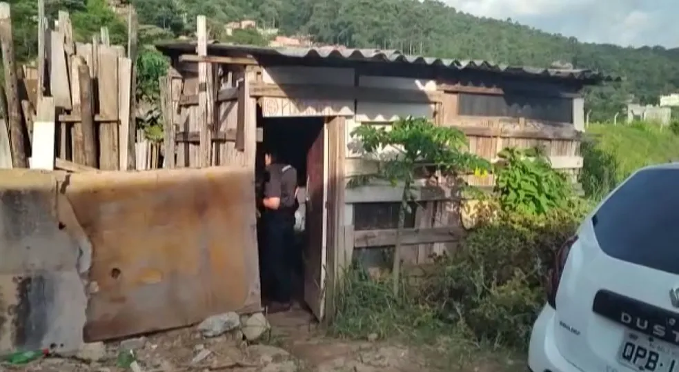 Mecânico cai no golpe do aplicativo de relacionamento e fica 24 horas refém