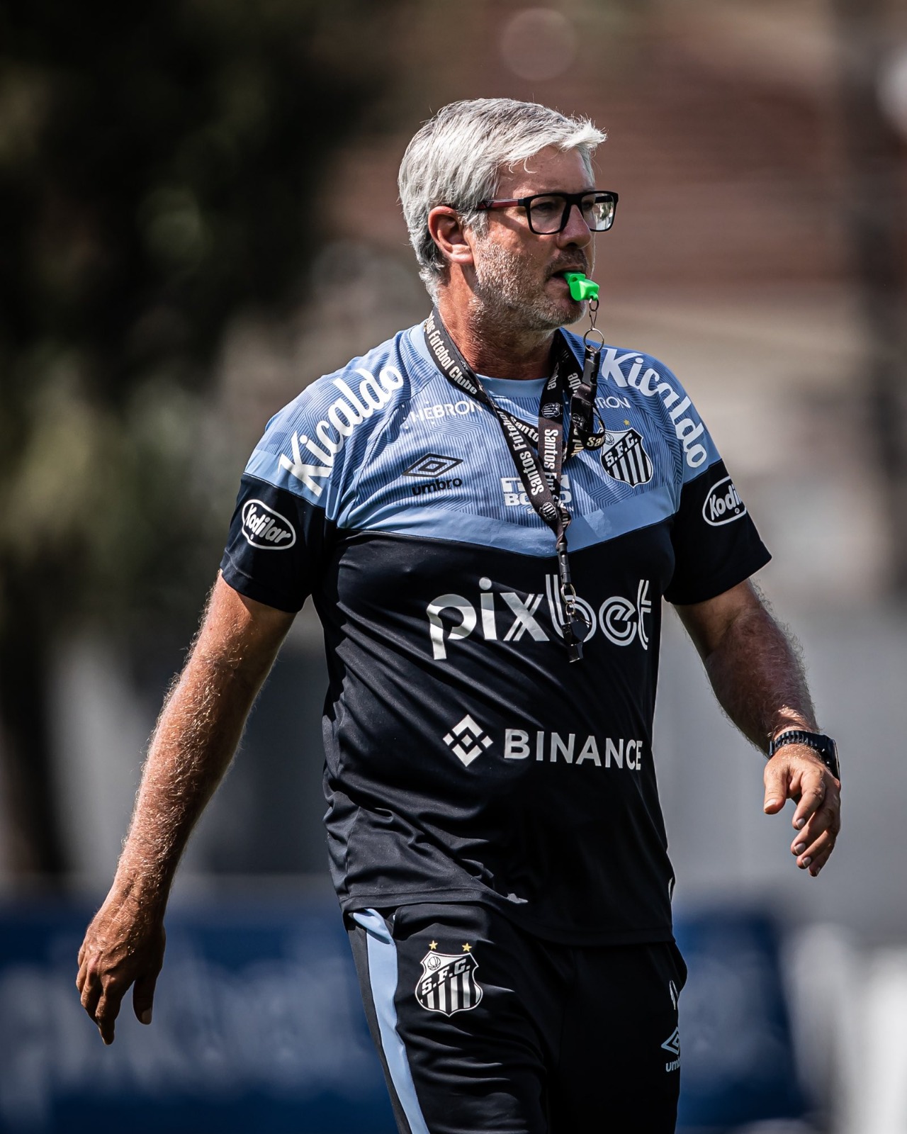 Técnico Odair Hellmann esboça Santos para Sul-Americana